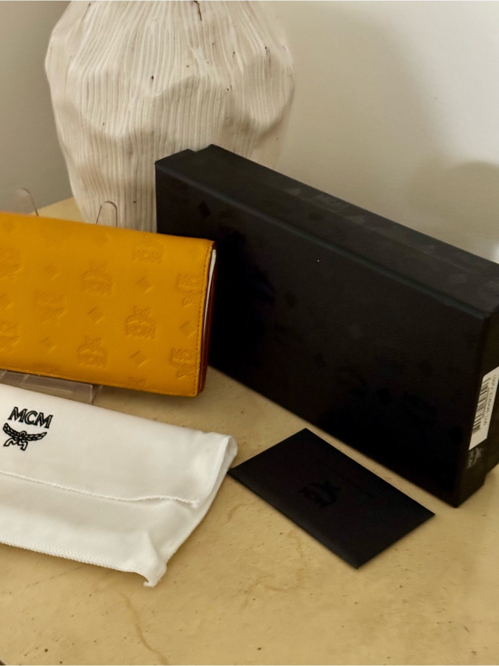 MCM RARE Mustard Klara Continental Wallet Bifold Embossed Yellow Full Inc/COA - Picture 5 of 16